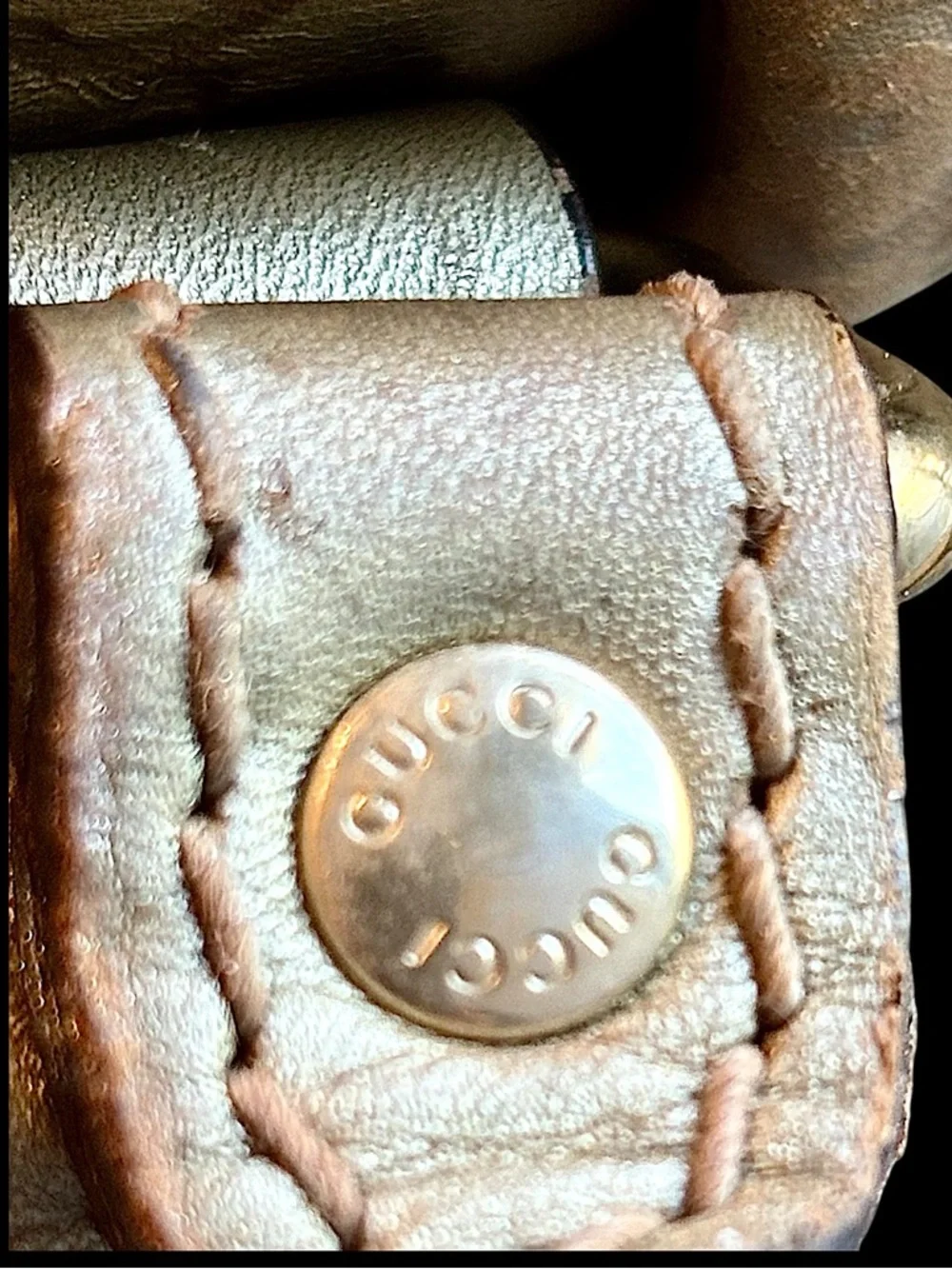 AUTHENTIC GUCCI SUKEY SOFT CHAMPAGNE SHOULDER CHAIN-ORIGINAL GG HANGTAG